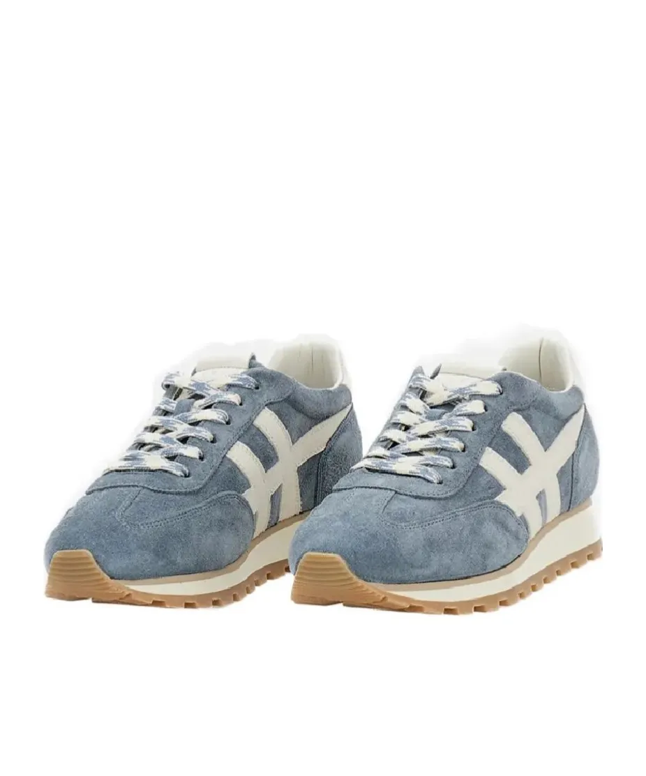 H701 Lace-Up Sneakers
