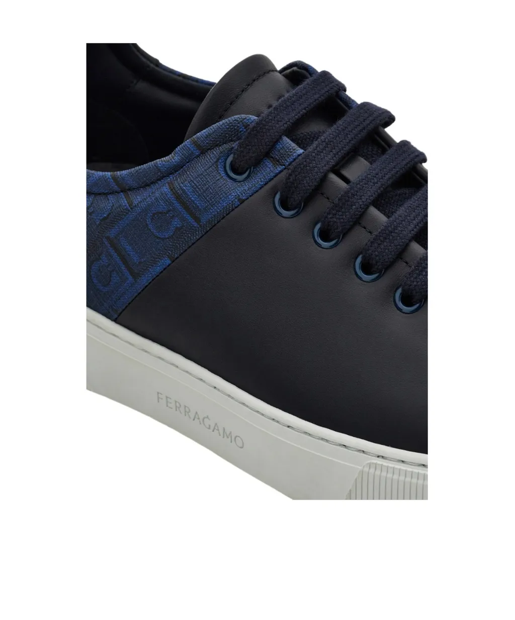 Low Cut Sneaker