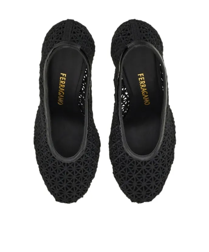 Macramé Pump