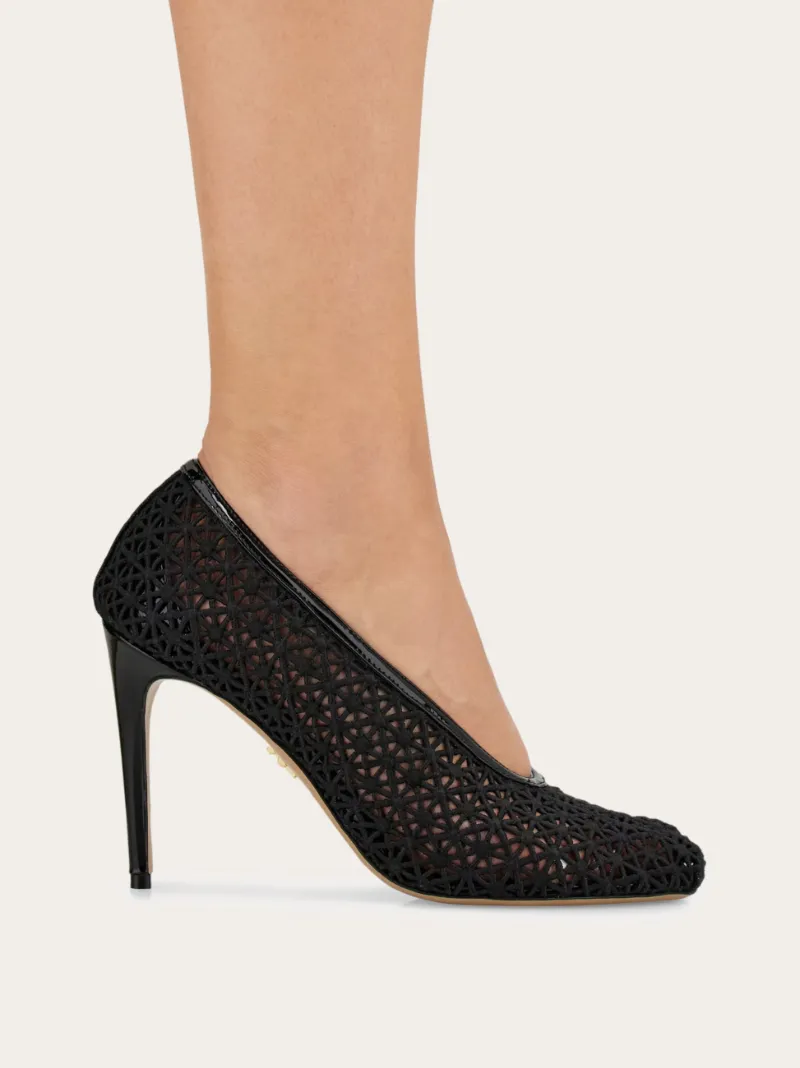 Macramé Pump