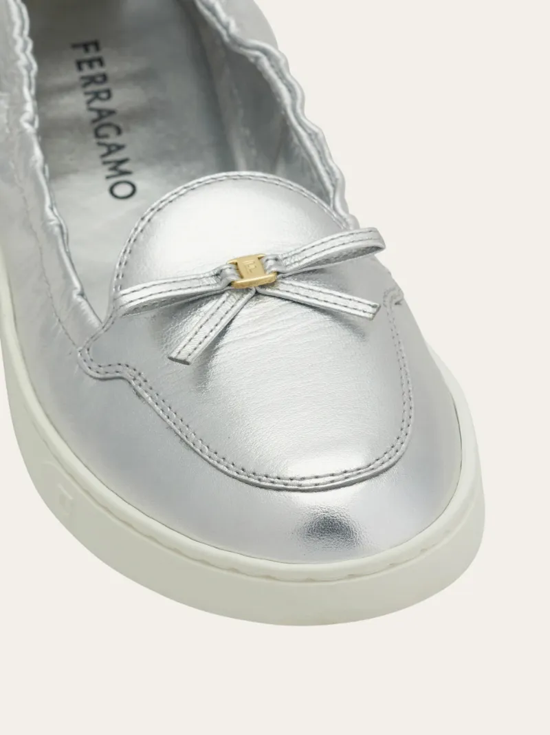 Flexible Loafer With Mini Bow Detail