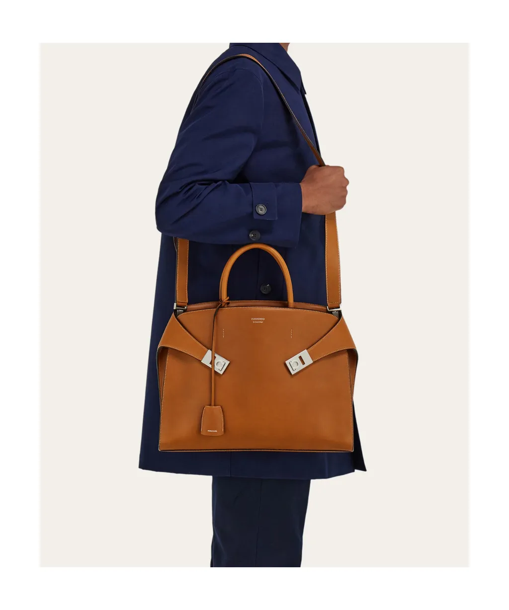 Hug Briefcase