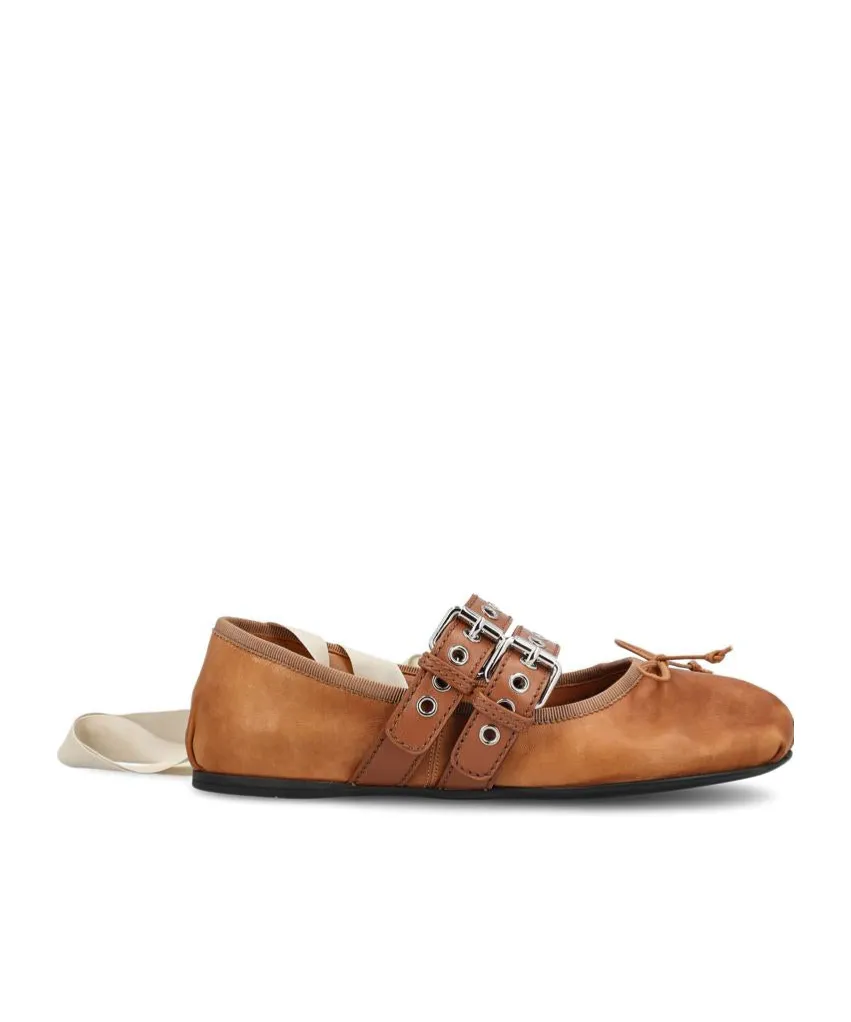 Round-Toed Ballet Shoes