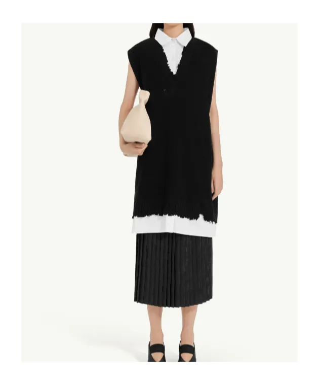 Mm6 Maison Margiela Frayed V-Neck Knitted Dress