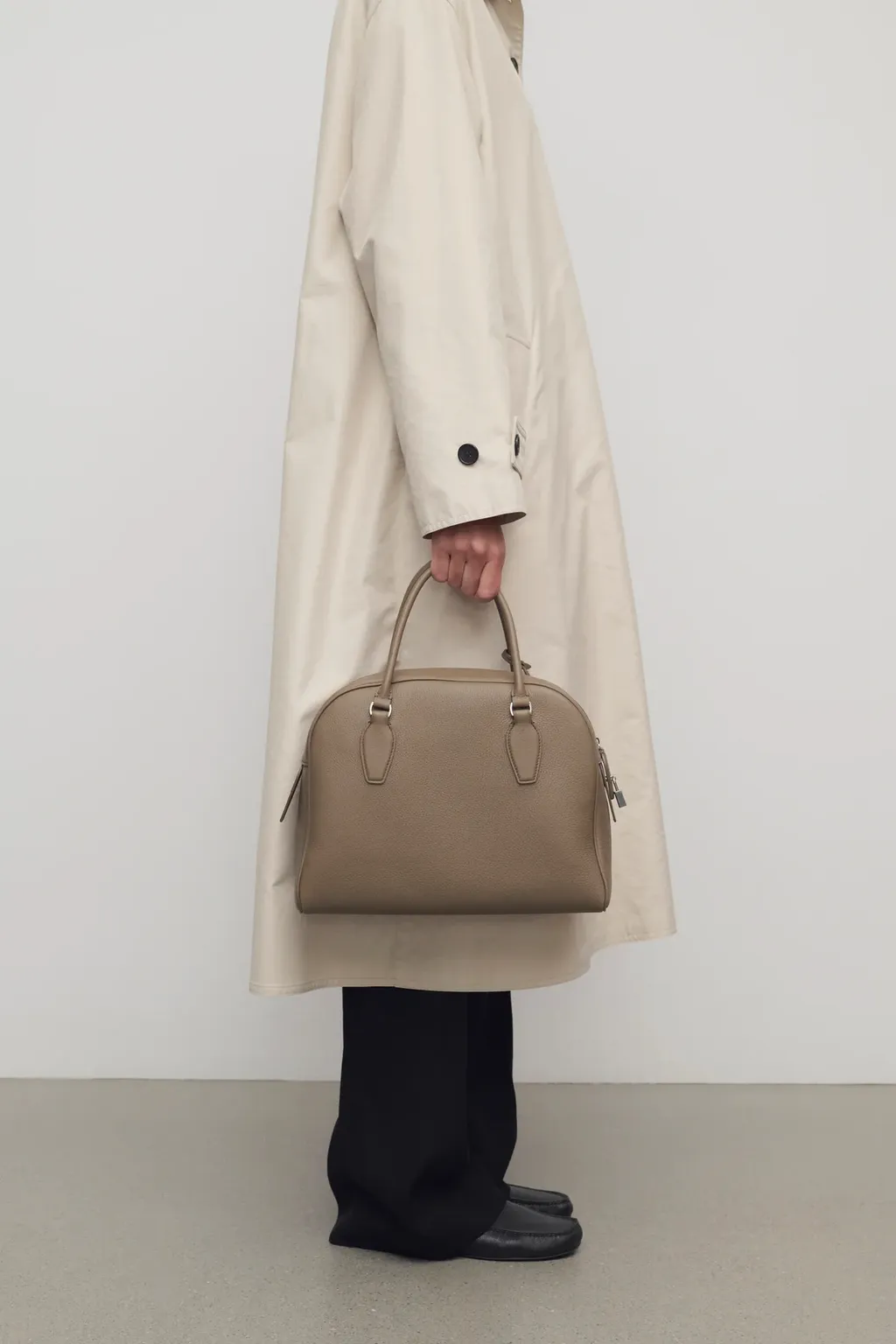 India 12 Leather Handbag