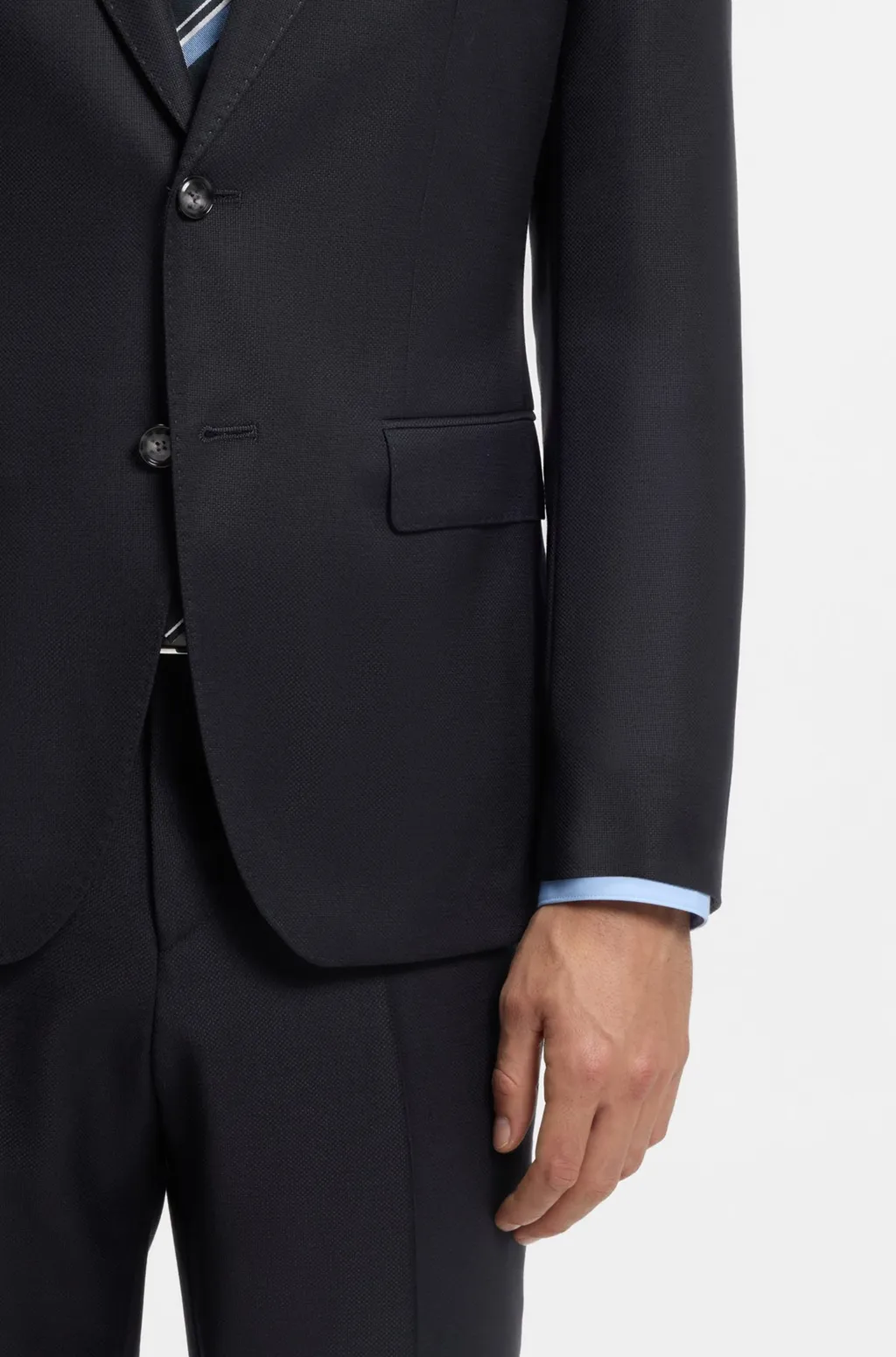 Button Suit