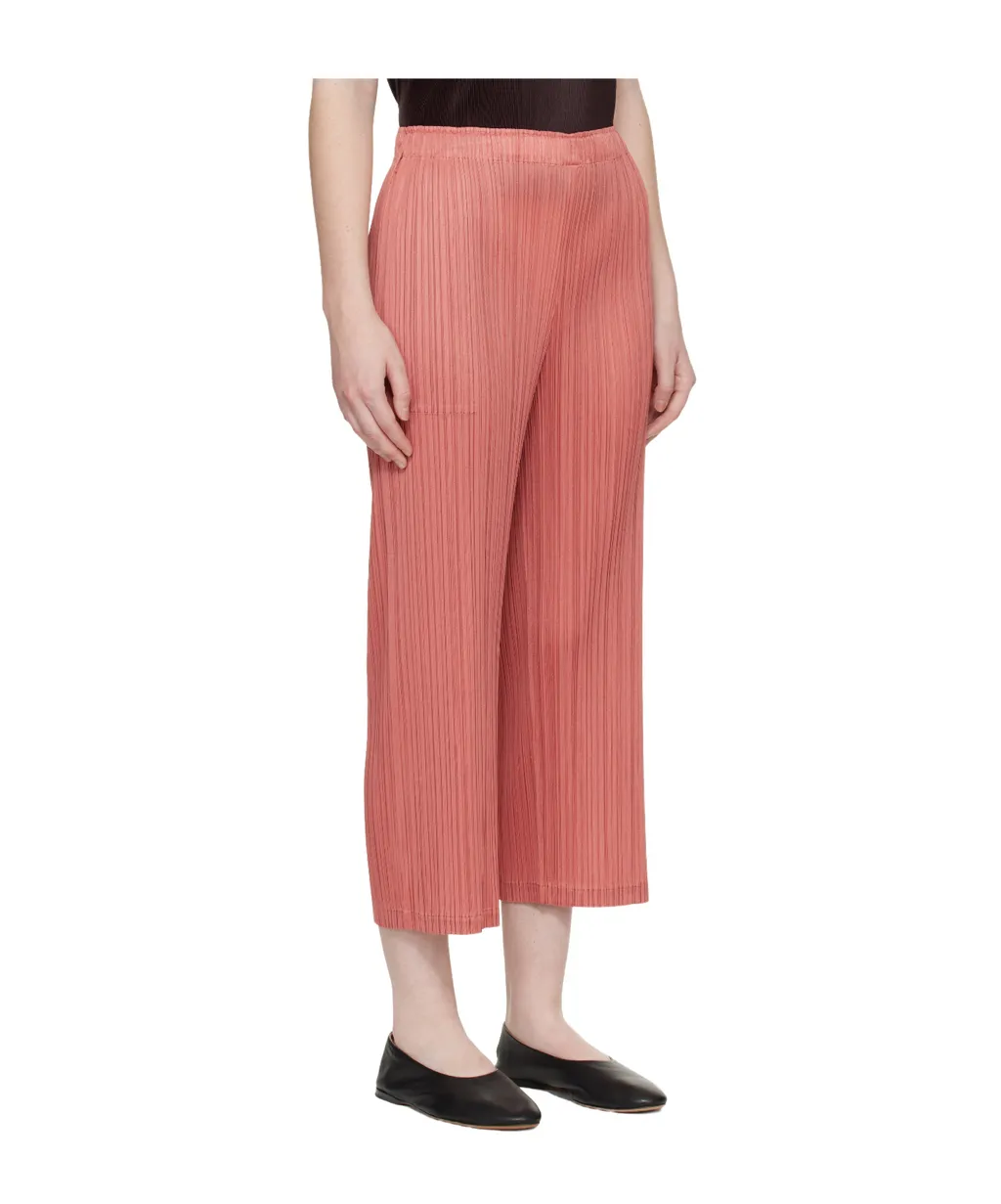 Pleated Seam-Pocket Trousers