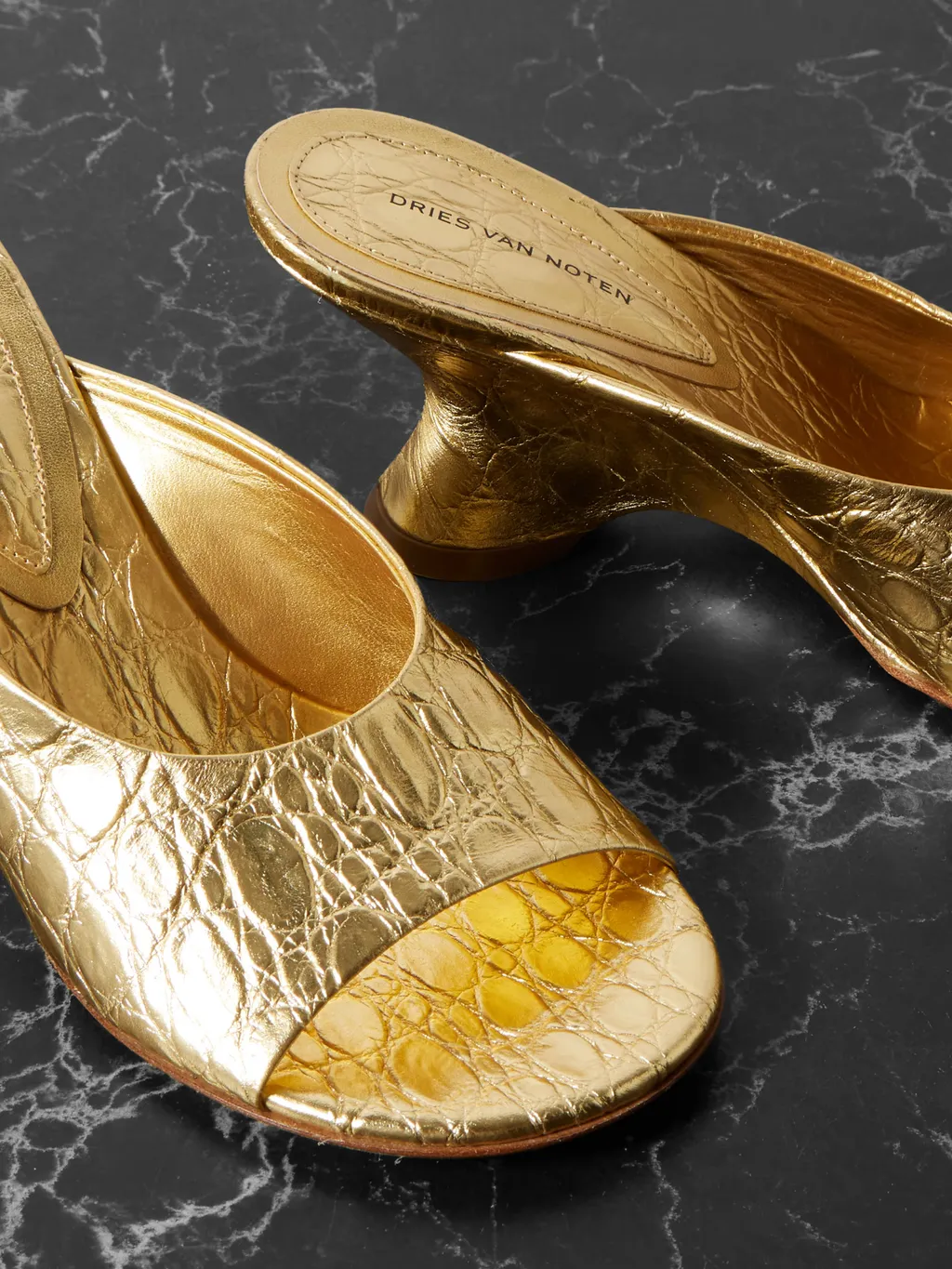 Crocodile-Patterned Leather High-Heeled Sandals