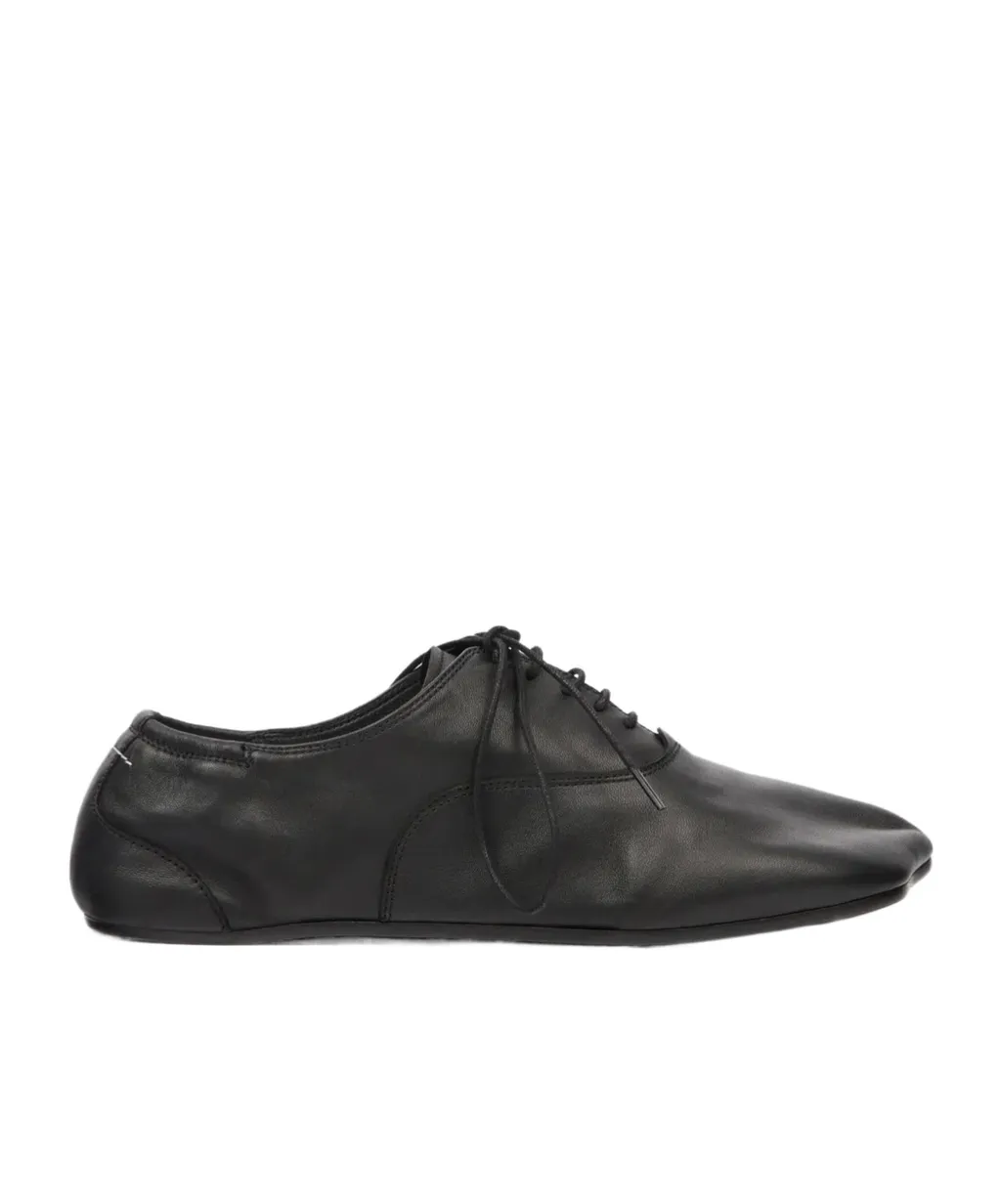 Square-Toe Oxford Shoes