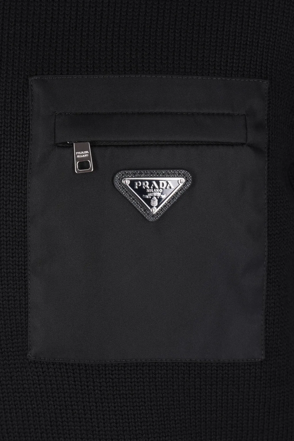 Logo-Patch Pocket Sweater