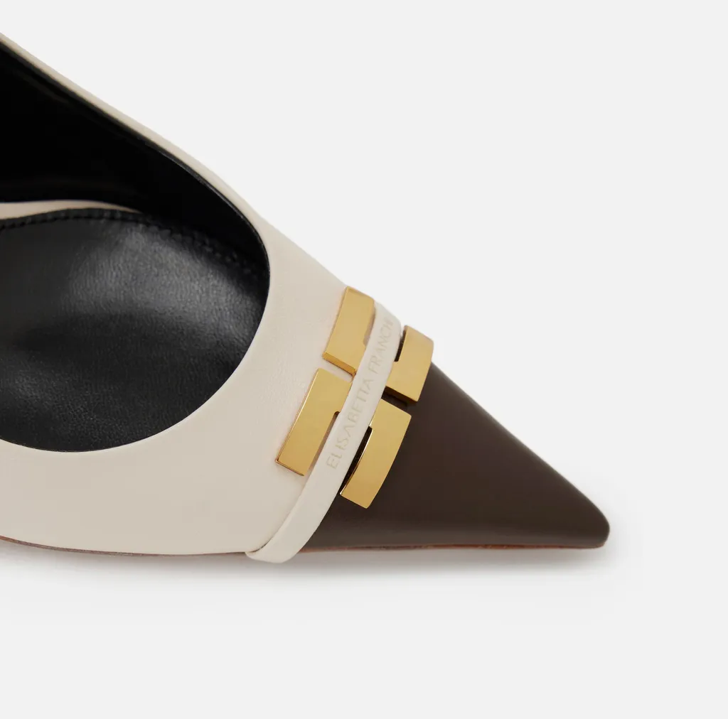 Contrasting Logo-Detail Slingback Pumps