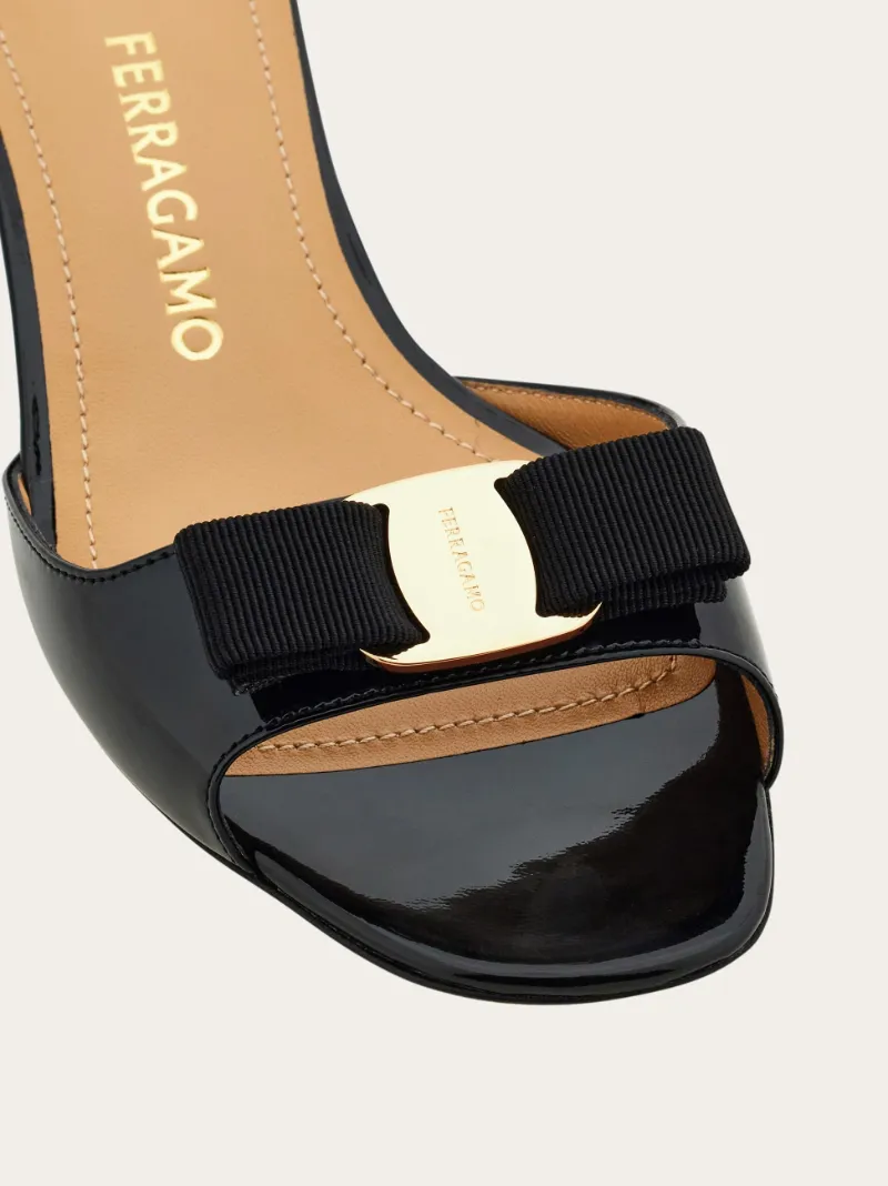 Vara Bow Slide
