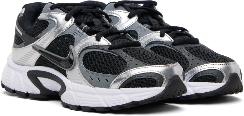 V5 Rnr Sneakers