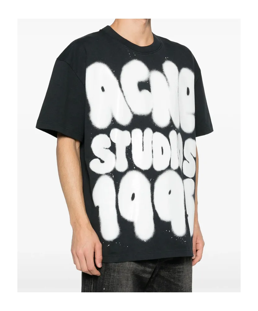 Short-Sleeved T-Shirt
