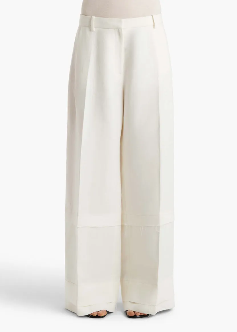 Casual Trousers With Belt Loops
