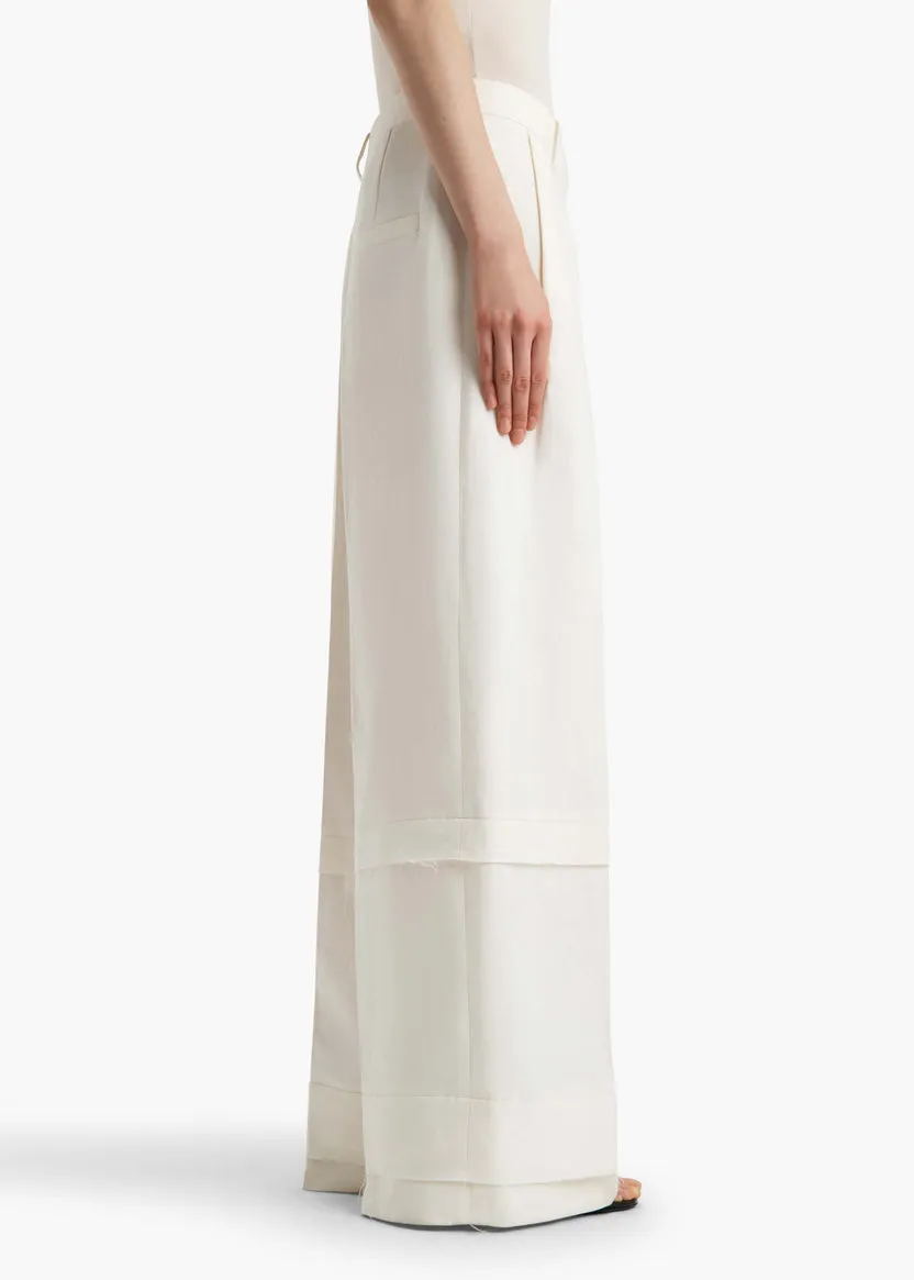 Casual Trousers With Belt Loops