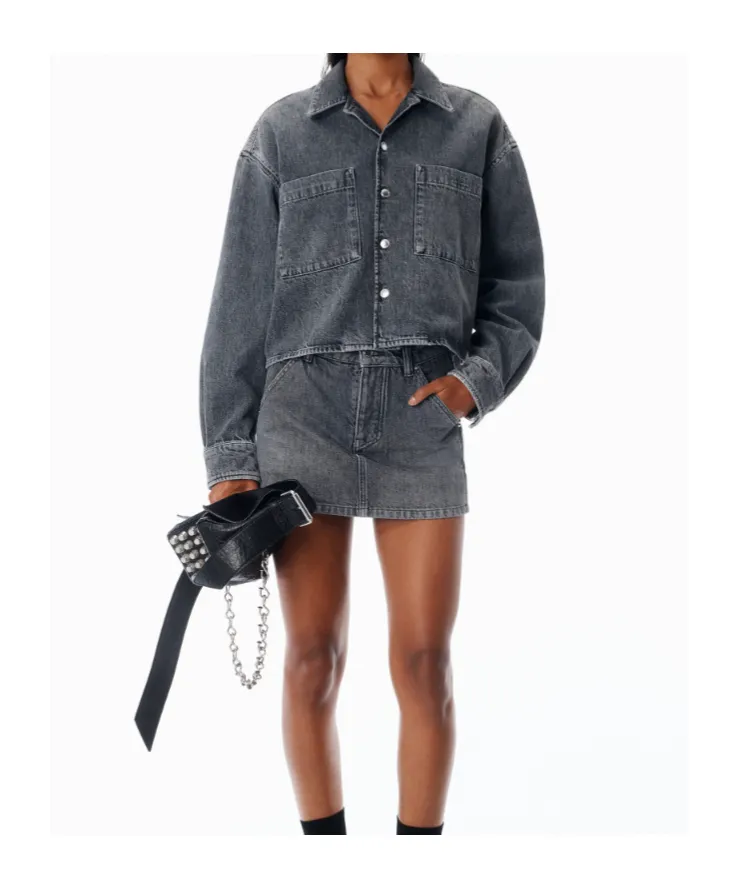 Cropped Long Sleeve Shirt