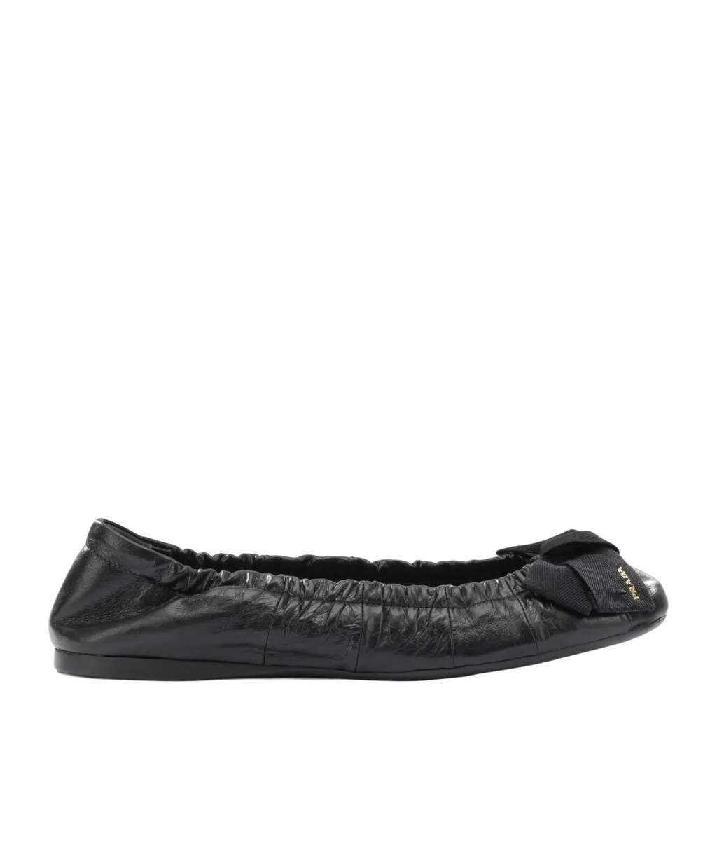 Bow-Detail Wrinkled-Effect Ballet Flats