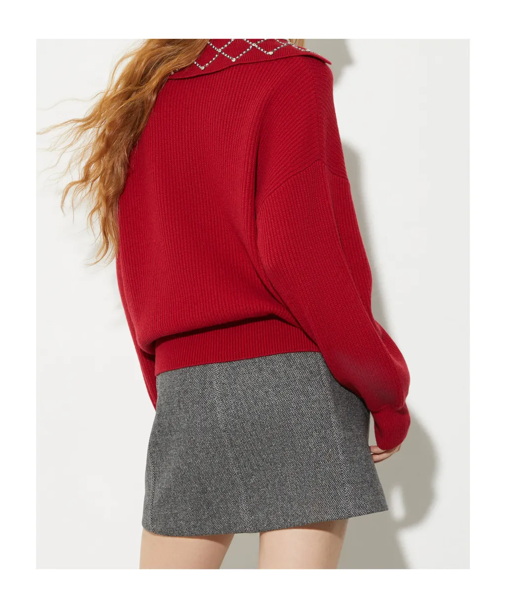 Long-Sleeved Knitwear