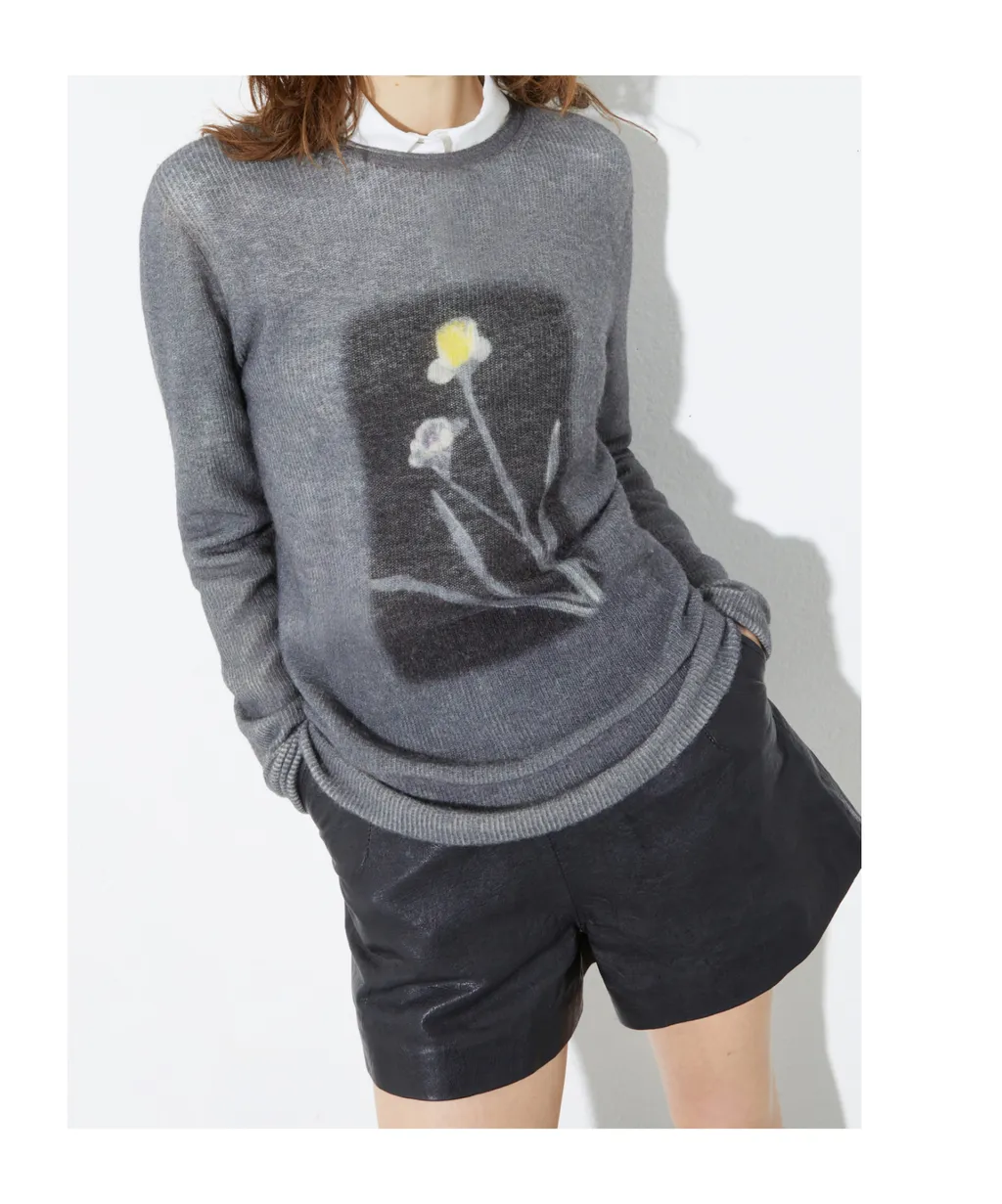 Long-Sleeved Pullover