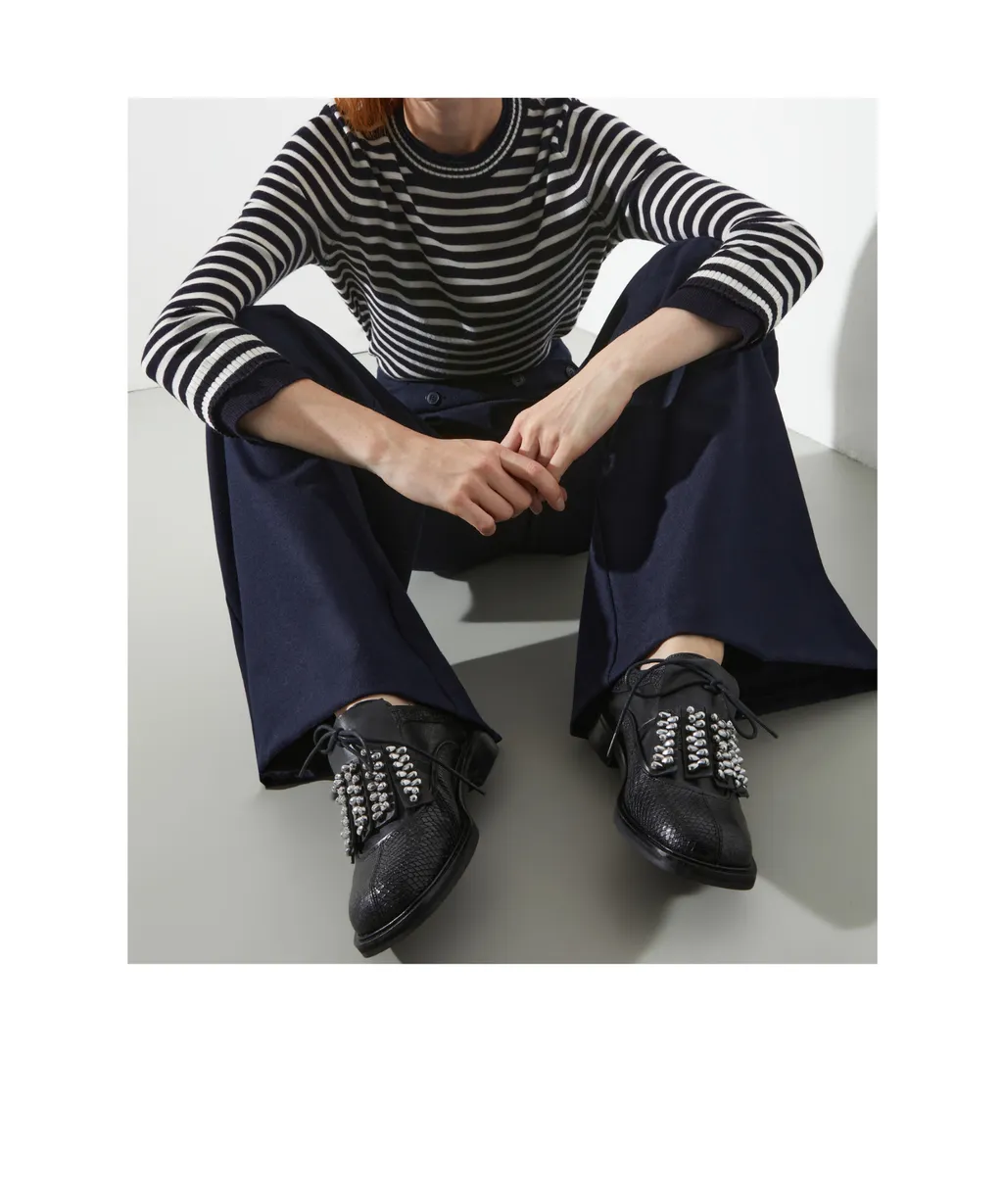 Lace-Up Flat Shoes