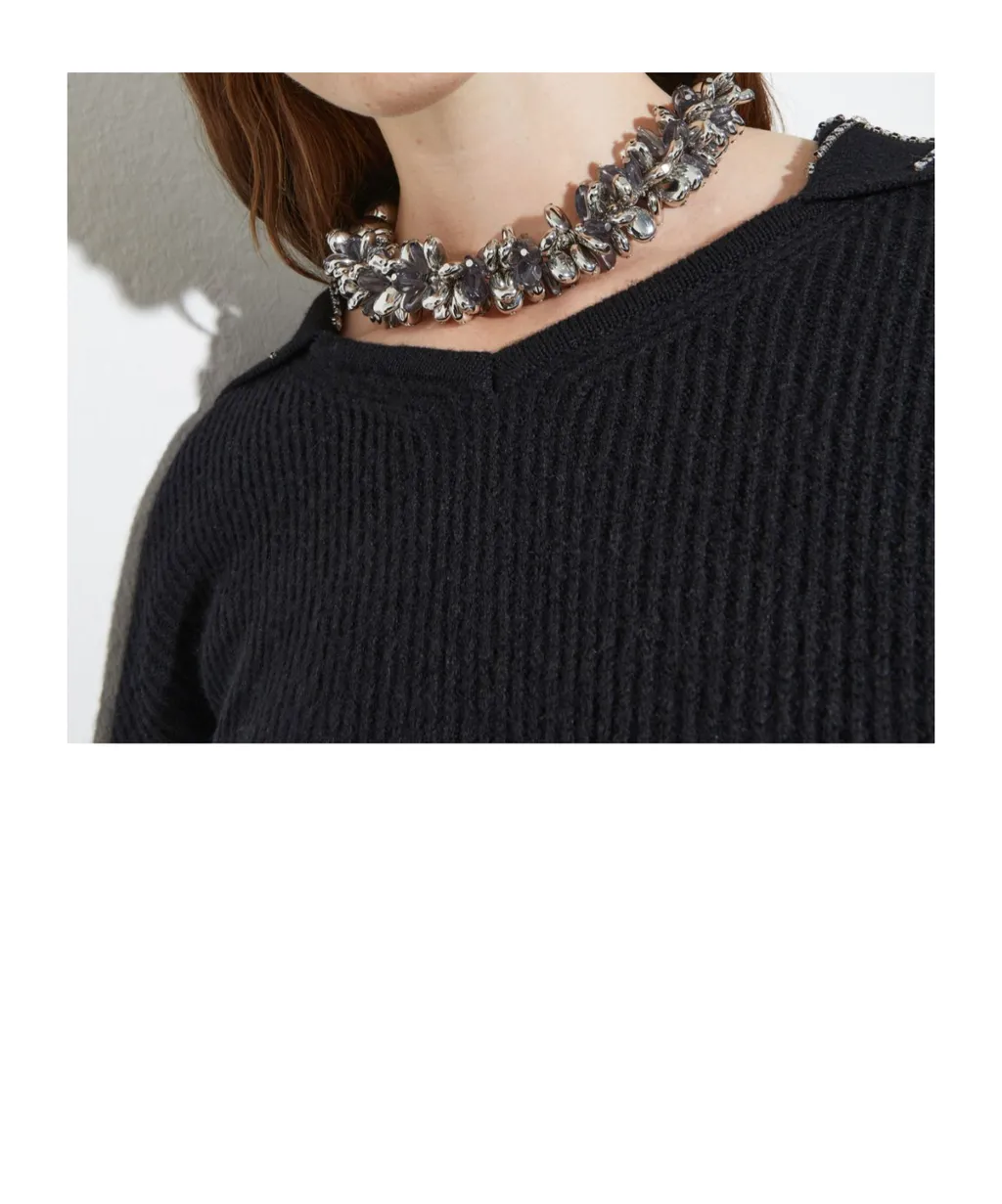 Metal And Resin Necklace