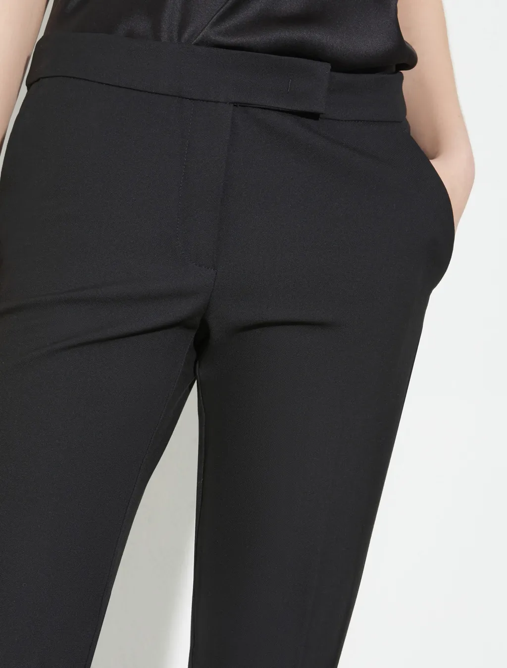 Slim Trousers With Turn-Ups