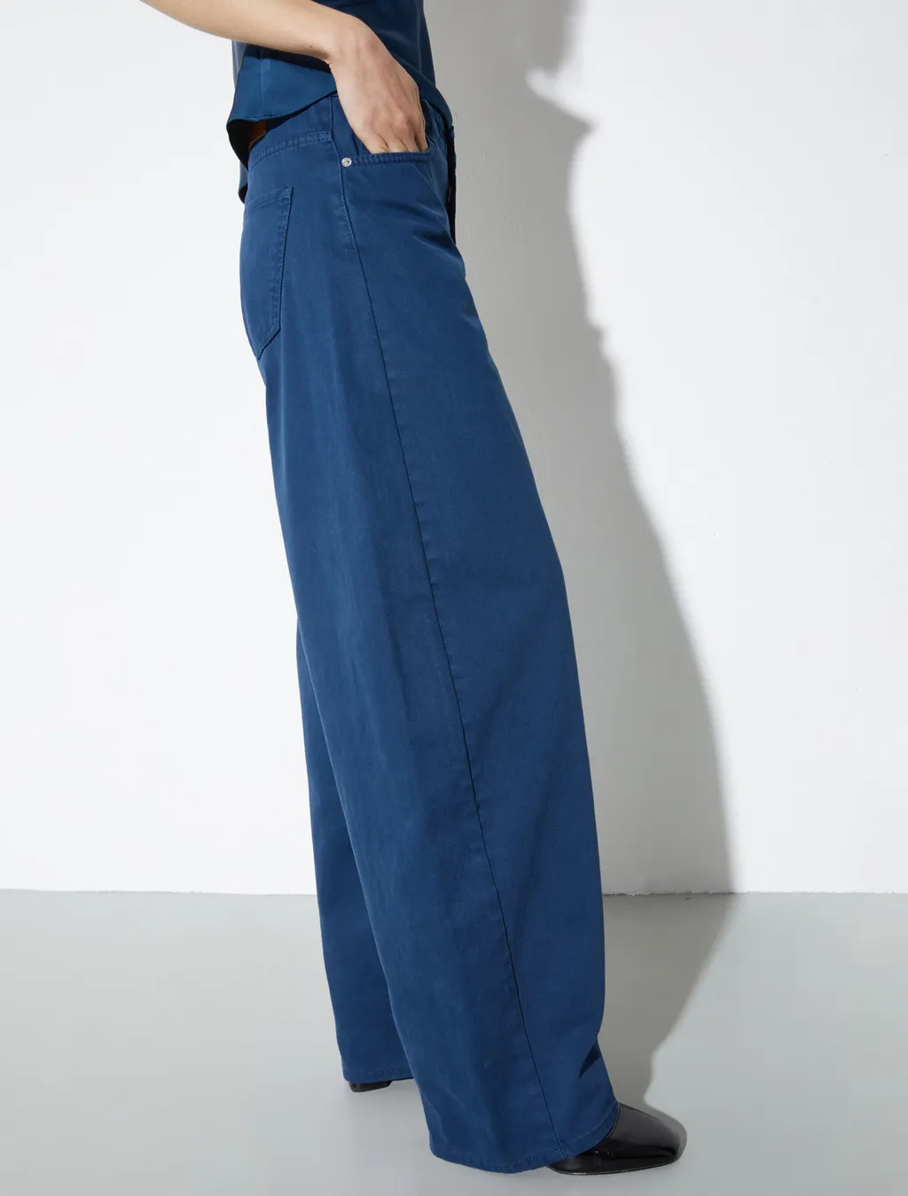 Barrel Leg Drill Trousers