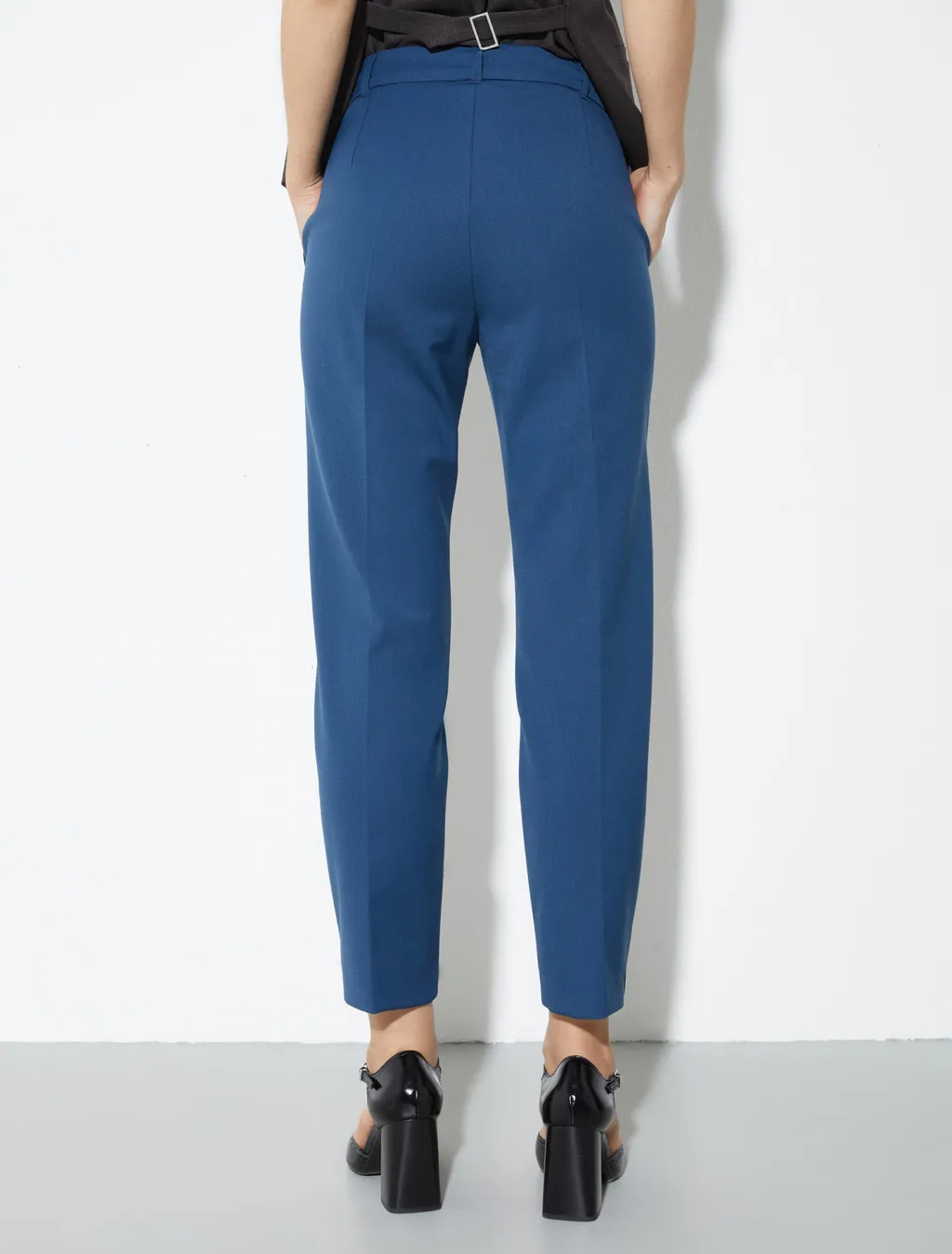 Tapered Leg Casual Pants