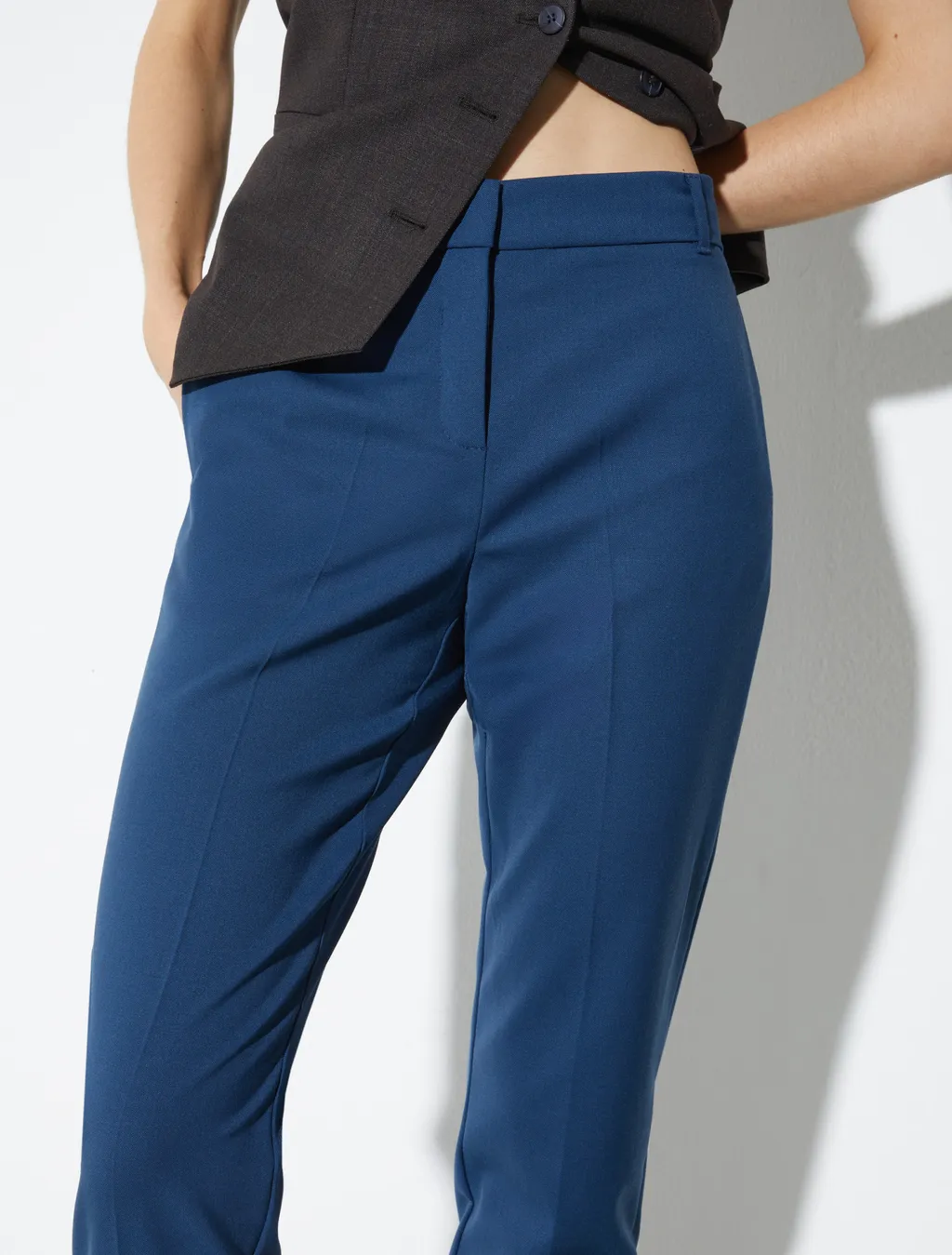 Tapered Leg Casual Pants