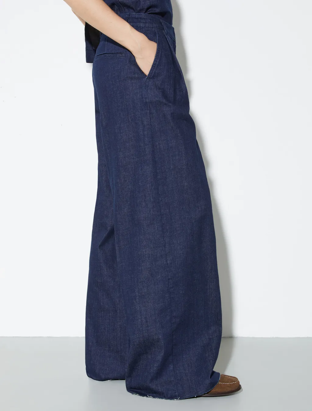 Wide Leg Jeans