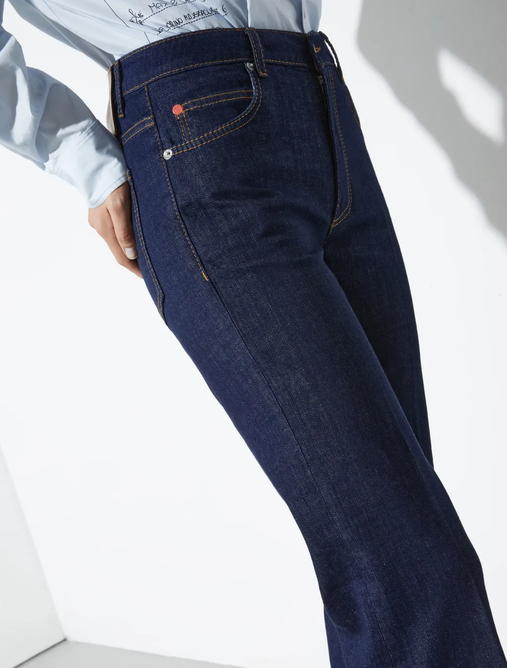 Flared Jeans
