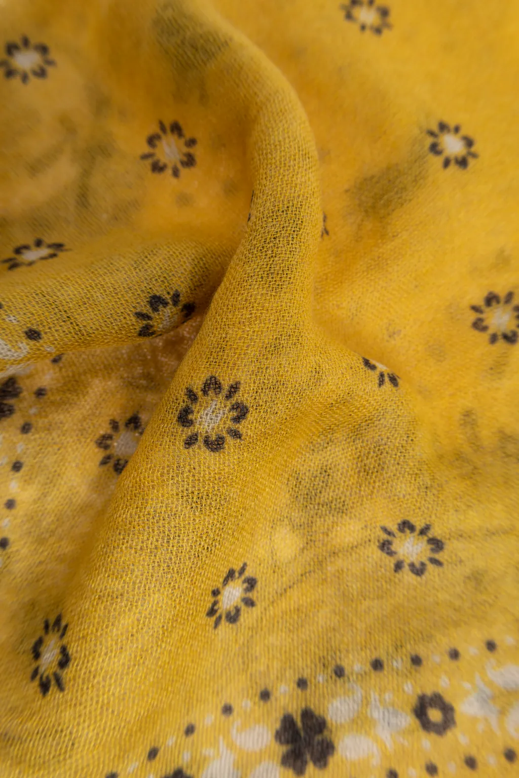 Moschino Printed Fringed Scarf