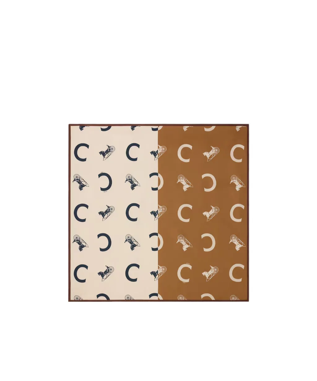 Square In Silk Twill