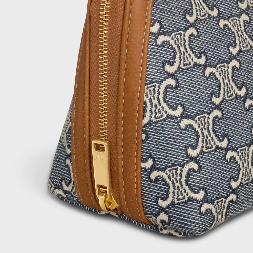 Clutch On Chain In Jacquard Triomphe All Over