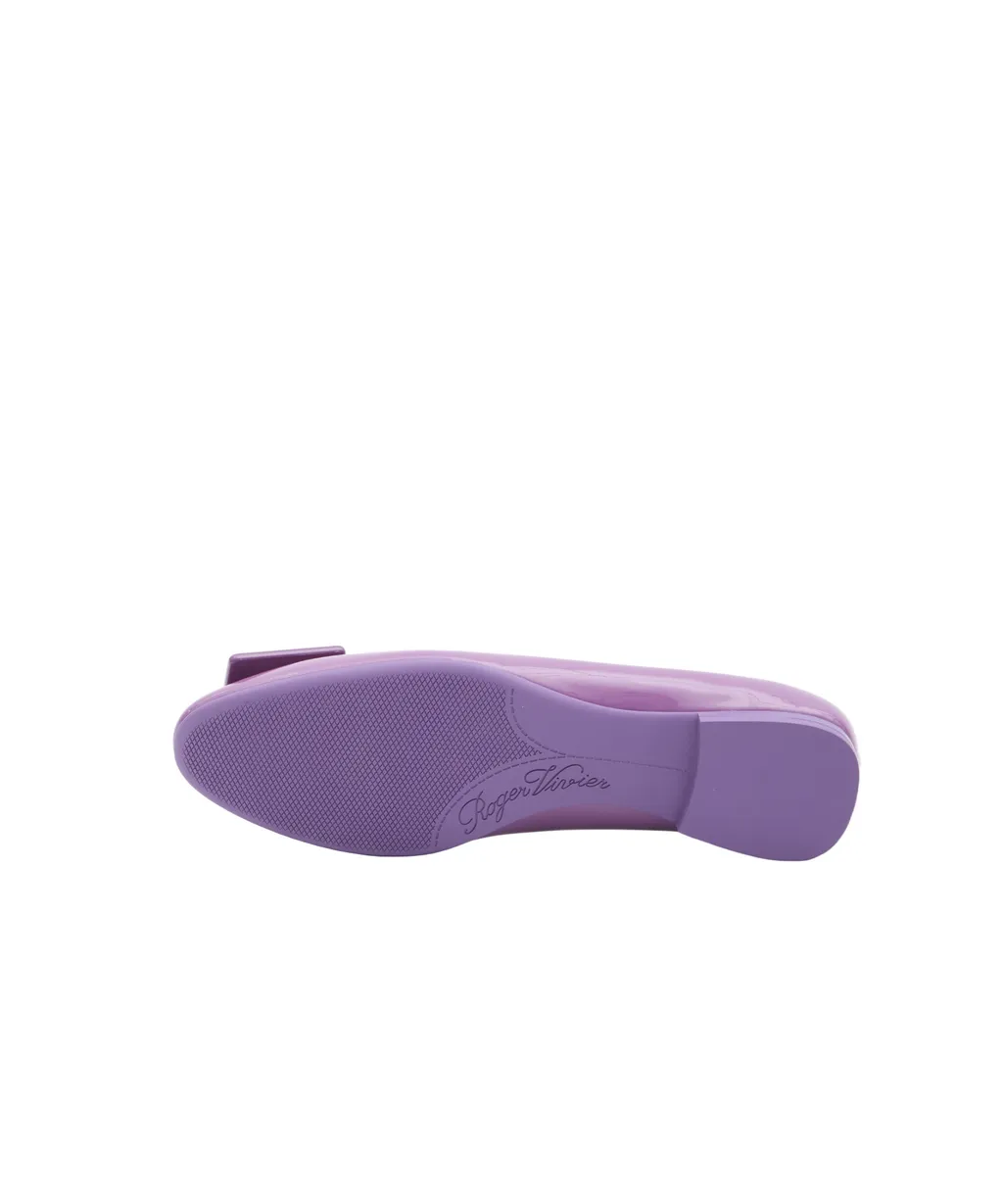 Roger Vivier Logo Embossed Flat Shoes