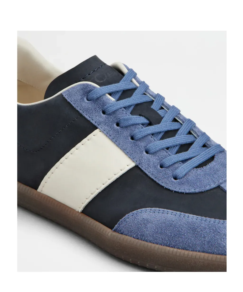 Tod's Low Top Lace-Up Sneakers