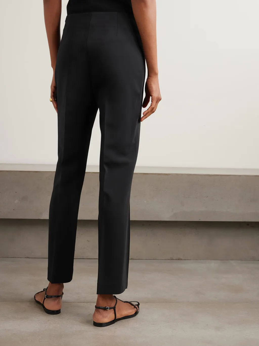 Pleated Details Casual Pants