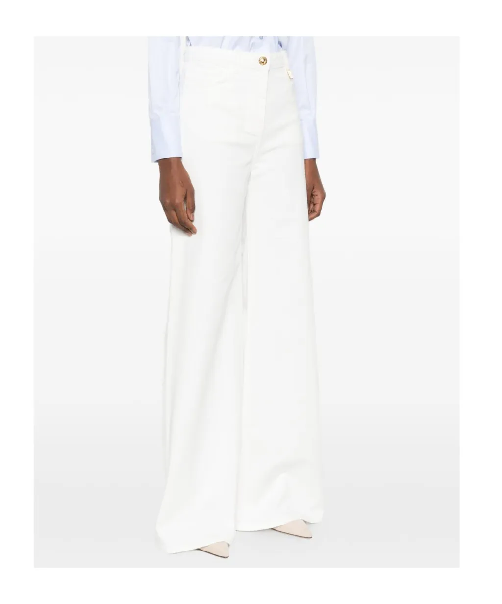 Wide-Leg Jeans