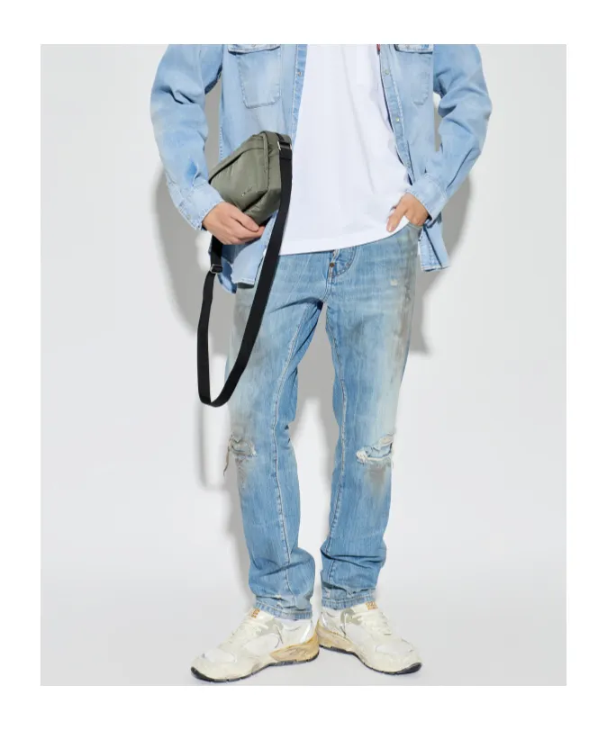 Dsquared2 Logo-Patch Distressed Teddy Jeans
