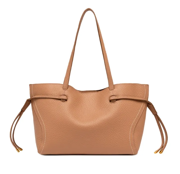 Violette Shoulder Bag