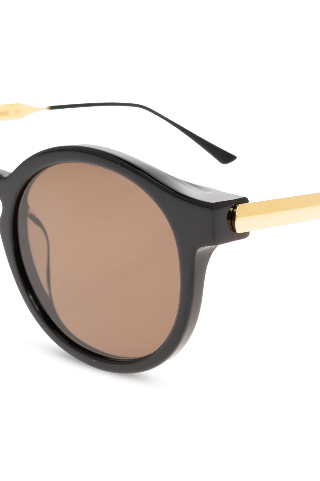 Sunglasses Silenty