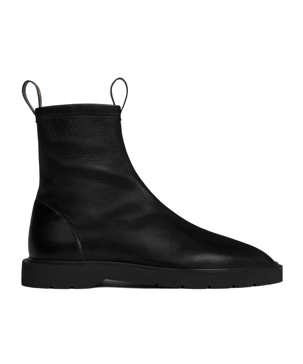 Flow Zipped Boot In Stretch Lambskin