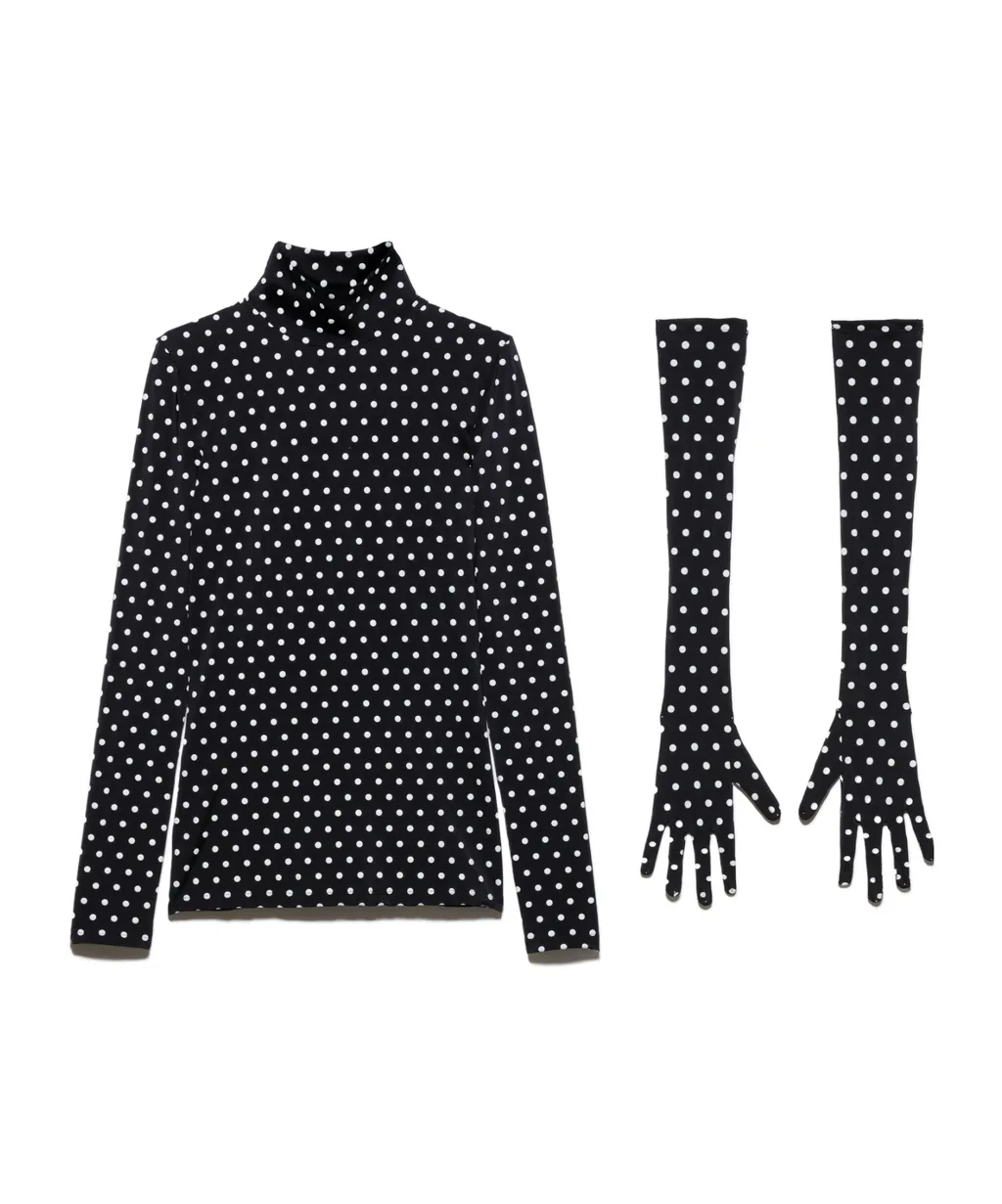 Polka Dot T-Shirt And Gloves