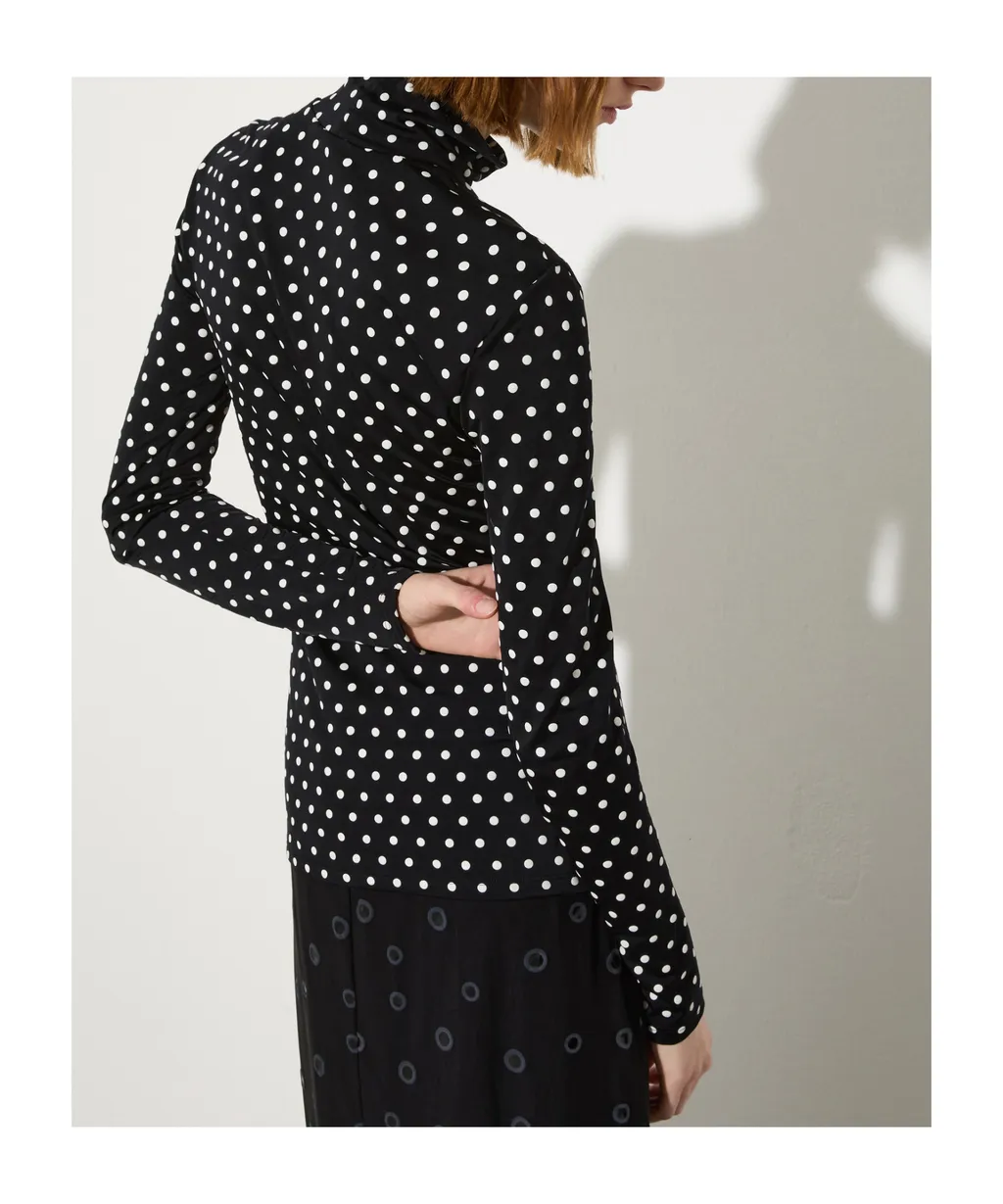 Polka Dot T-Shirt And Gloves