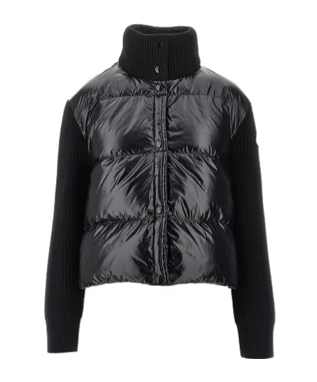 Long-Sleeved Knitwear