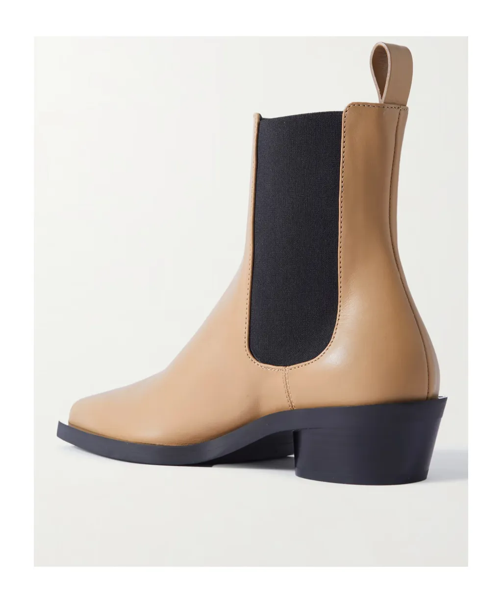 Square-Toed Short Boots