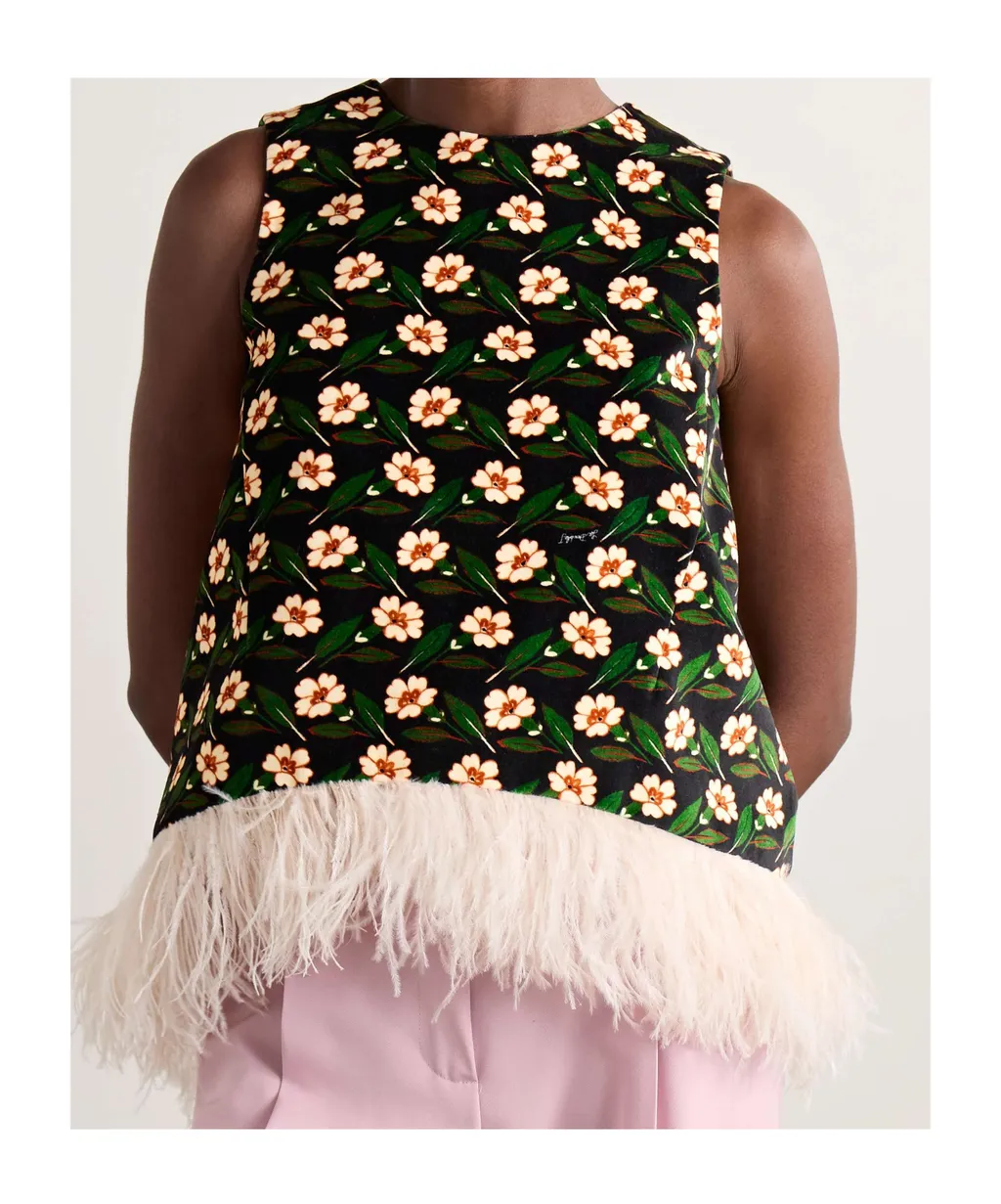 Round Neck Sleeveless Top