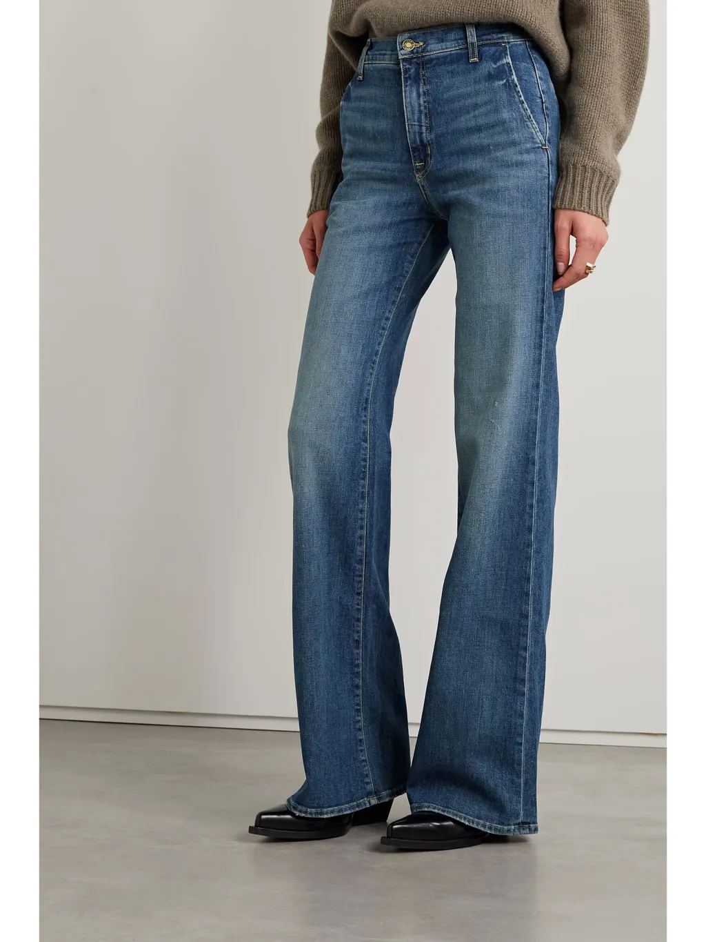 Straight Jeans