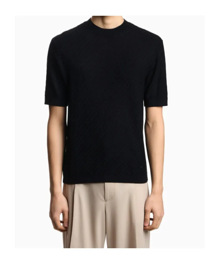 Short-Sleeved Crew Neck Pullover